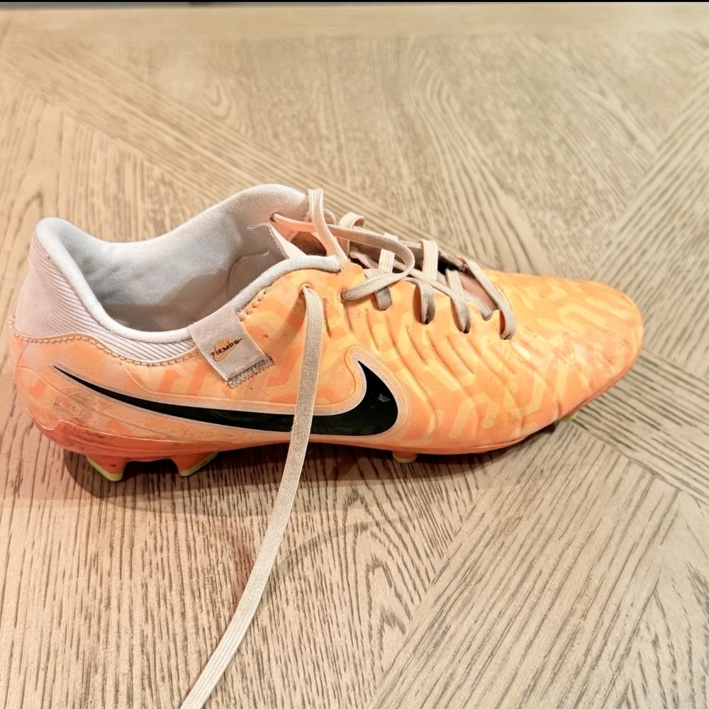 Nike Kids Orange Soccer Shoes